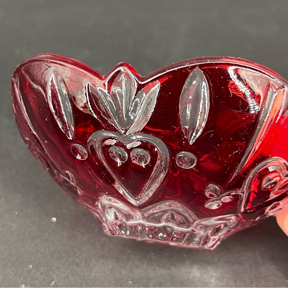 New ~ Studio Crystal The Queen Elizabeth Collection Fine Crystal Accent Bowl - Picture 4 of 9